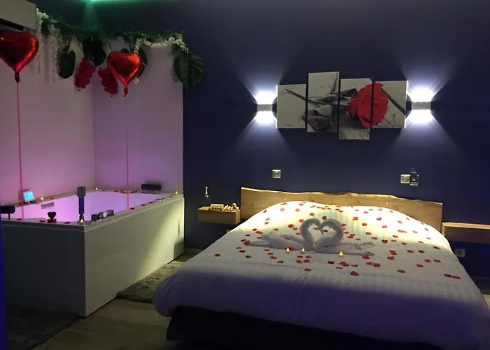 L Eden Et Sa Love Room Avec Balneotherapie メゾン・アルフォールの写真