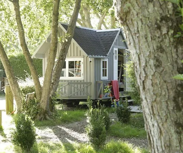 Photo de Hotel Camping Ile de Boulancourt