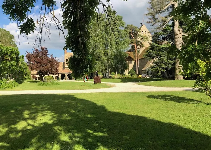 Le Prieure De Bazainville photo