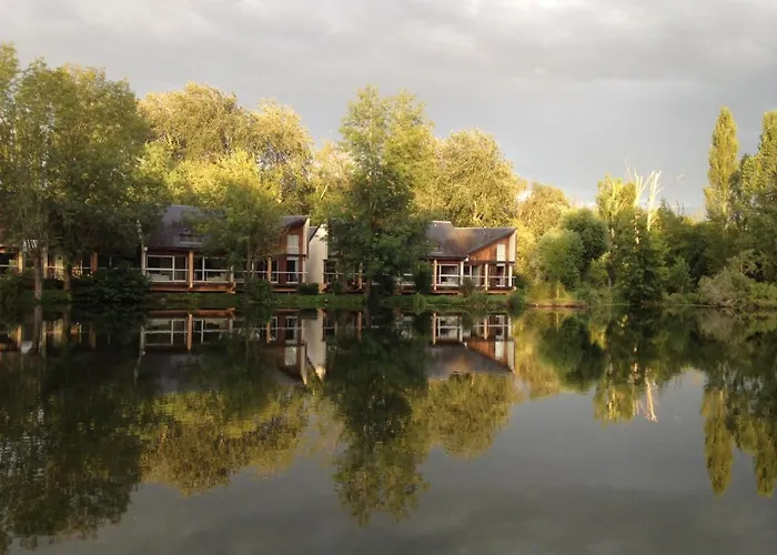 Hotel L'Ile Du Saussay Itteville photo