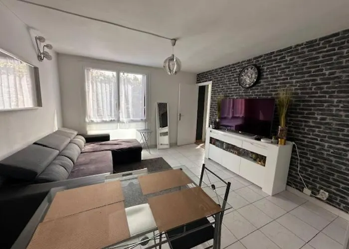 Choisy Shelter Apartman képek