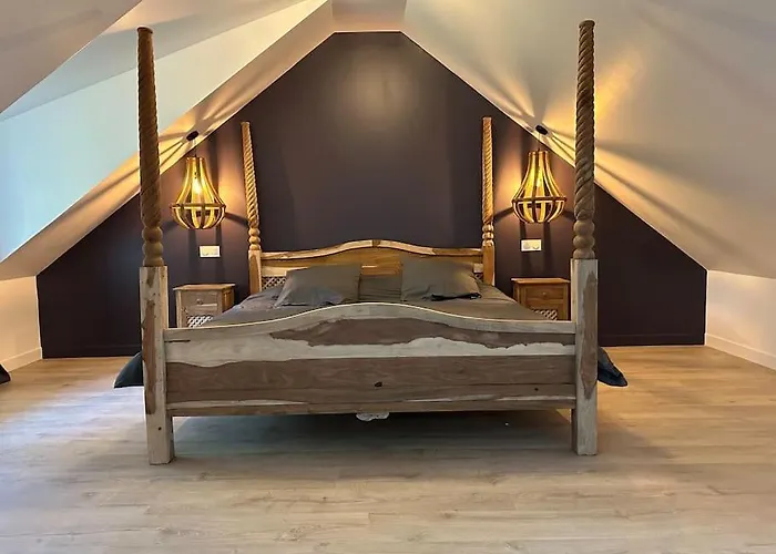 Love Room L Escapade Guitrancourtの写真