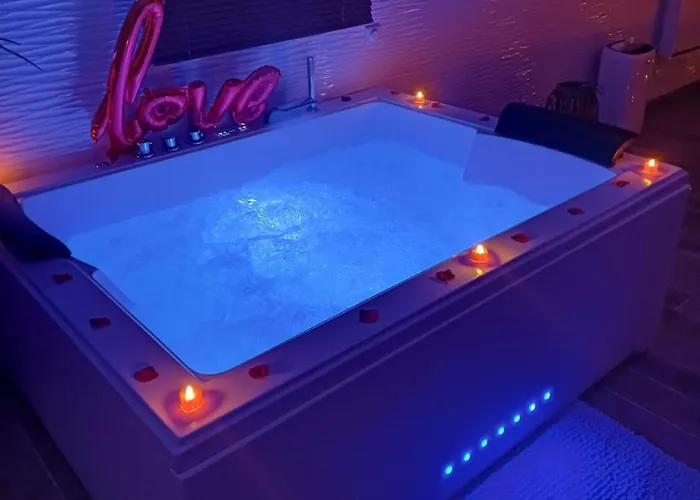 Loft Avec Jacuzzi Et Jardin Privatif Love Room De Luxe Paris Ideal Saint Valentin 사진