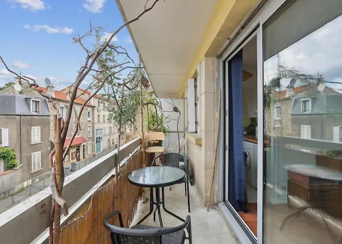 Photo de Studio aménagé avec terrasse Ivry-sur-Seine