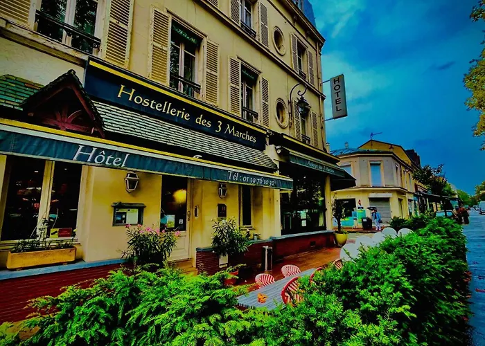 Hotel Des 3 Marches- Logis Hotel Restaurant Le Vesinet photo