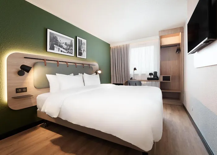 Campanile Blanc-Mesnil Hotel photo