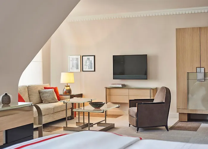 Hotel Plaza Athenee - Dorchester Collection Paříž fotorgafie