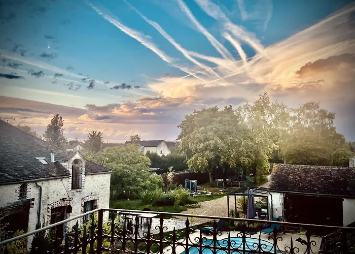 Vila Poule Noire Terra Cotta Egreville fotorgafie