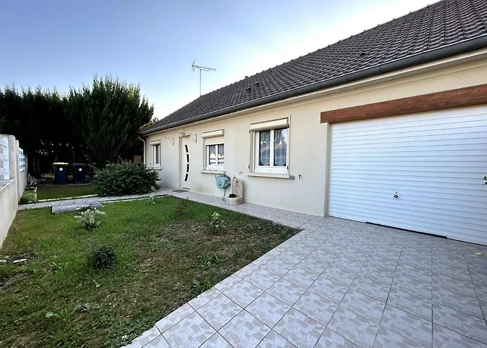 Jolie Et Charmante Maison Accessible Depuis Paris Verneuil-l'Etang fotorgafie