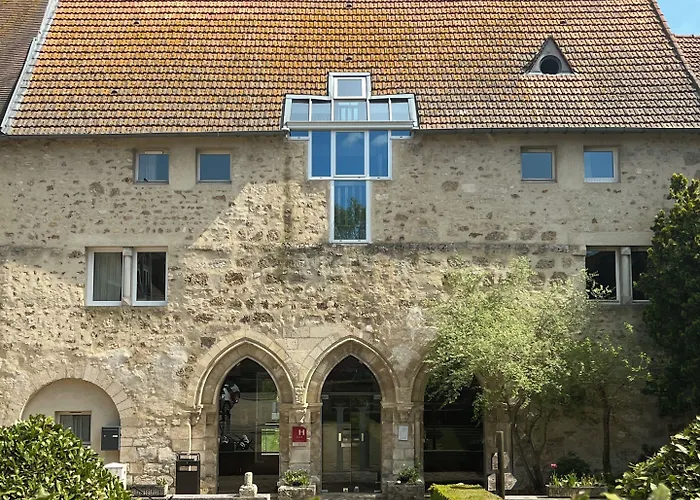 호텔 아베 뒤 골프 드 레시그니 Lésigny 사진