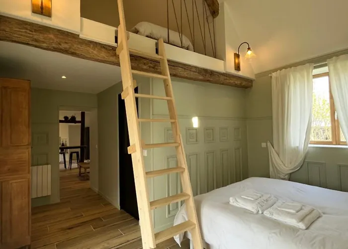 La Forge De La Tour - Gite Independant Entierement Equipe Beauchery-Saint-Martin foto