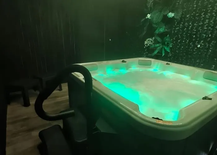 Appartement Ferme Des Tournelles Jacuzzi Prive Hautefeuille foto