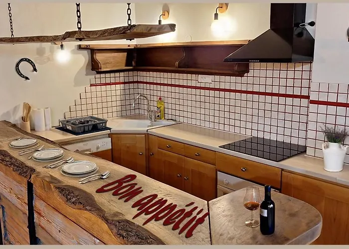 Maison Champetre Avec 8 Couchage A 35' Disney Proche Studio Cinema Tsf 77 Au Milieu D'Un Corps De Ferme Coulommiers Foto