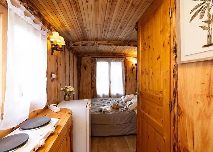 Camping 3 Etoiles - Eeeggh Bagneaux-sur-Loing foto