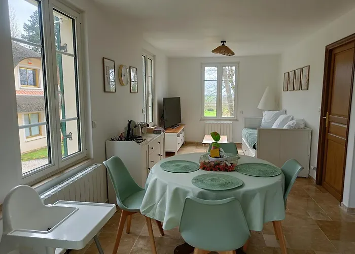 La Parenthese Apartman Haravilliers képek