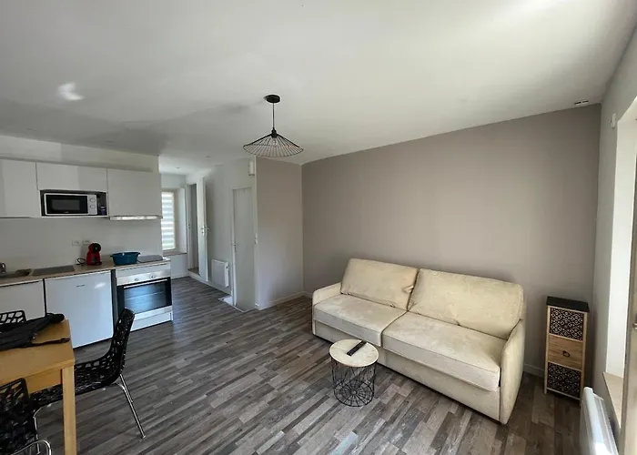 F2 Duplex Proche Cdg, Disney, Paris, Asterix Charny képek