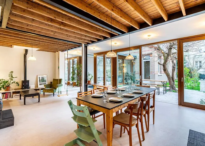 Guestready - Unique Bright House With Garden képek