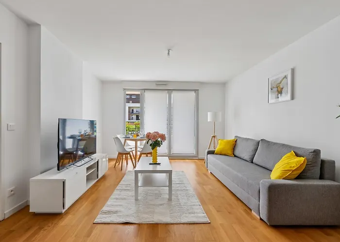 foto di Modern Apartment With Free Garage Limeil-Brevannes