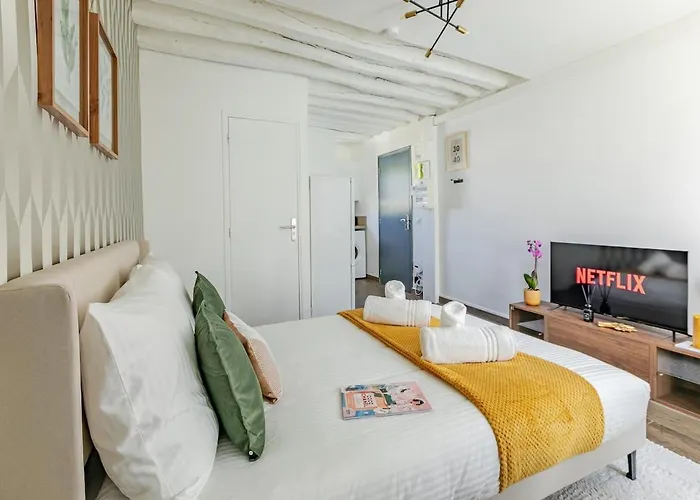 Le Saint-Martin - Studio Renove - Versailles 7 Min - Hec 5 Min Jouy-en-Josas foto