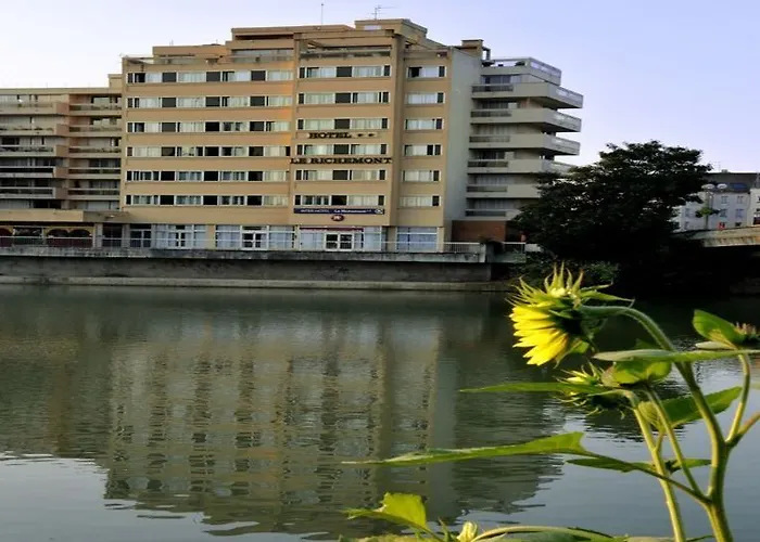 Inter-Hotel Le Richemont Meaux photo