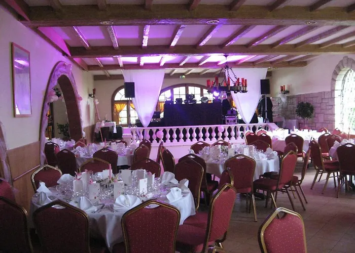 Hotel Au Week-End Cergy-Pontoise photo